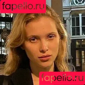 Laura Oganessian / lauraoganessian Onlyfans Photo Gallery 