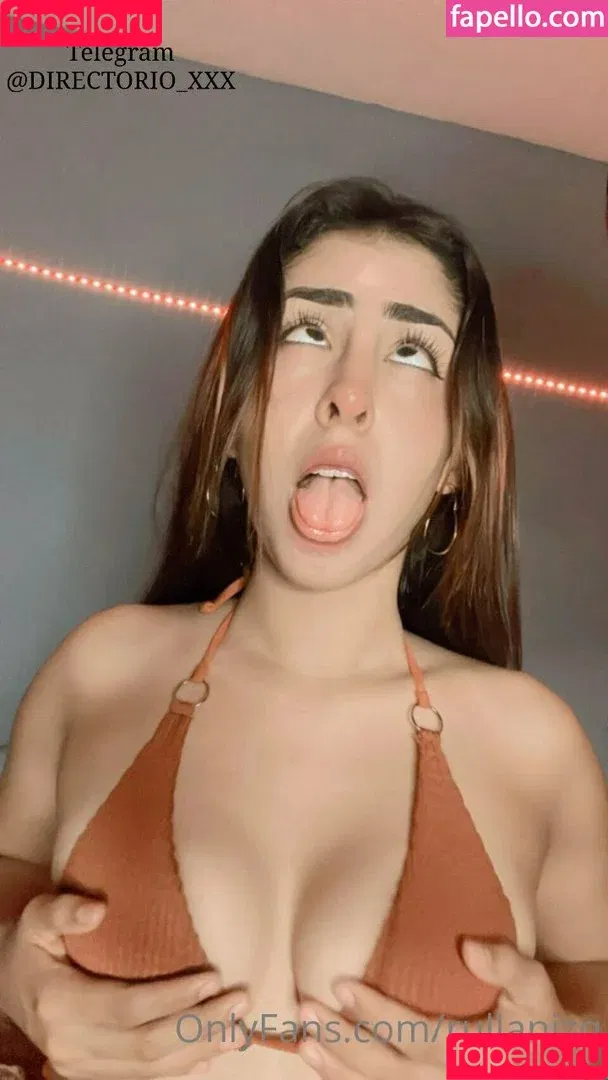 Paulina Izquierdo / Rullanizq / chiquibunny / pawi.rullanizq Onlyfans Photo Gallery 