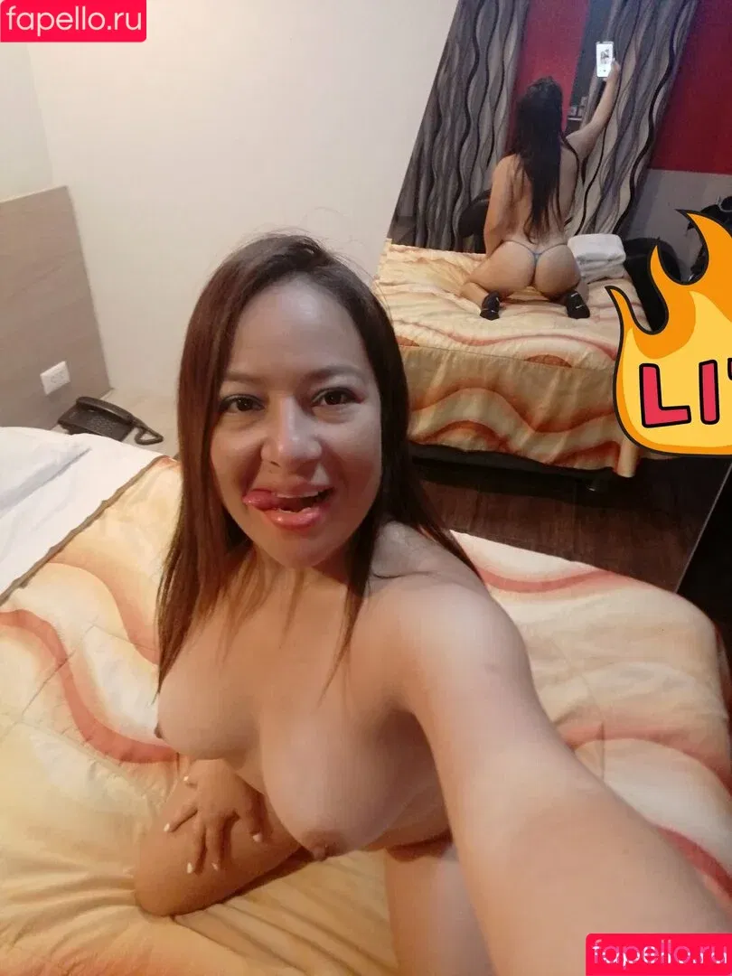 Karina Mendoza Onlyfans Photo Gallery 