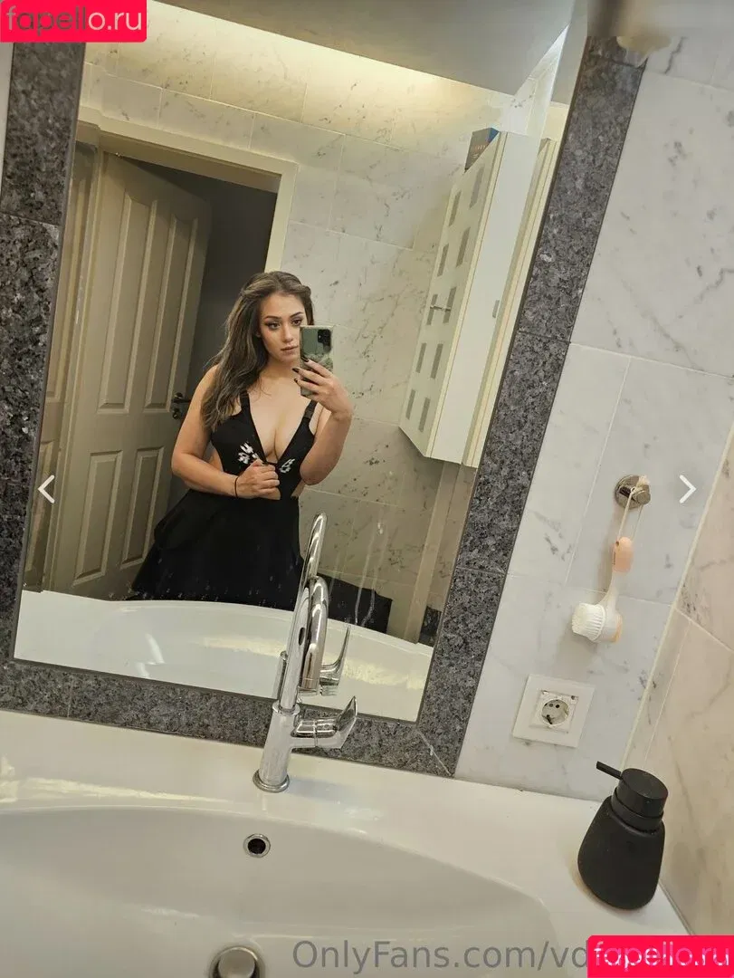 VDarquise / vdarqness Onlyfans Photo Gallery 