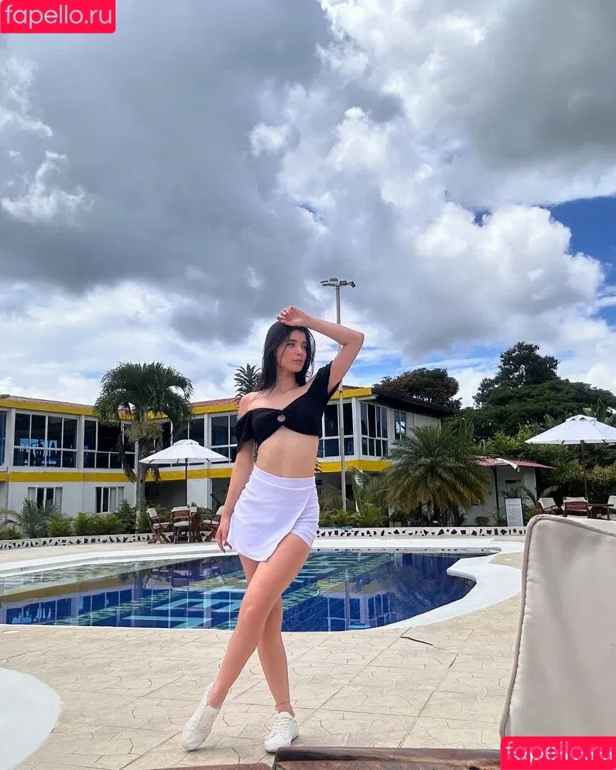 Luisa Valencia / lu_valenciaz Onlyfans Photo Gallery 