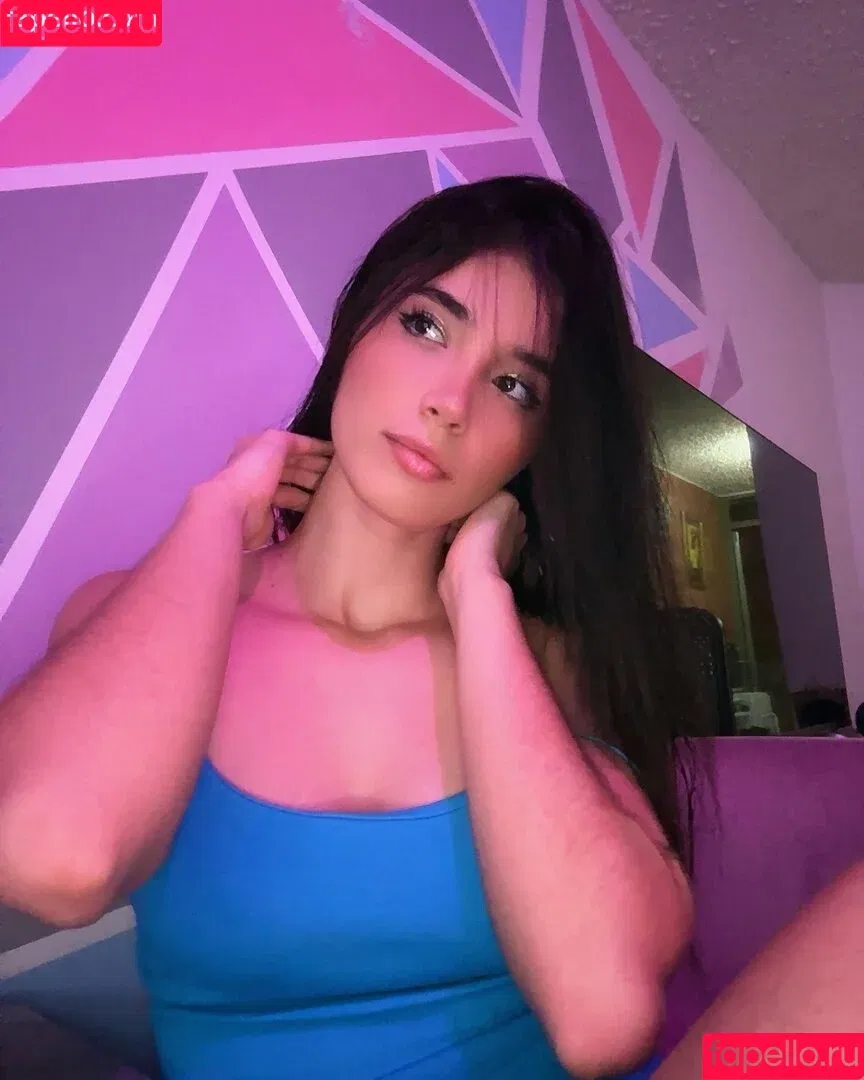 Luisa Valencia / lu_valenciaz Onlyfans Photo Gallery 