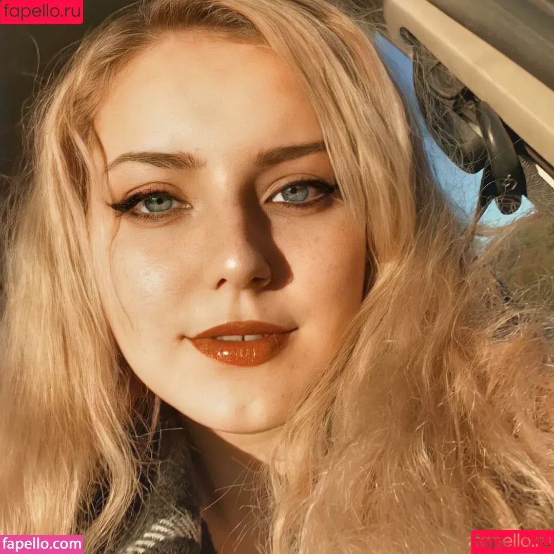 Serendipitoussav / bluecellophane / serendipitoussav___ Onlyfans Photo Gallery 