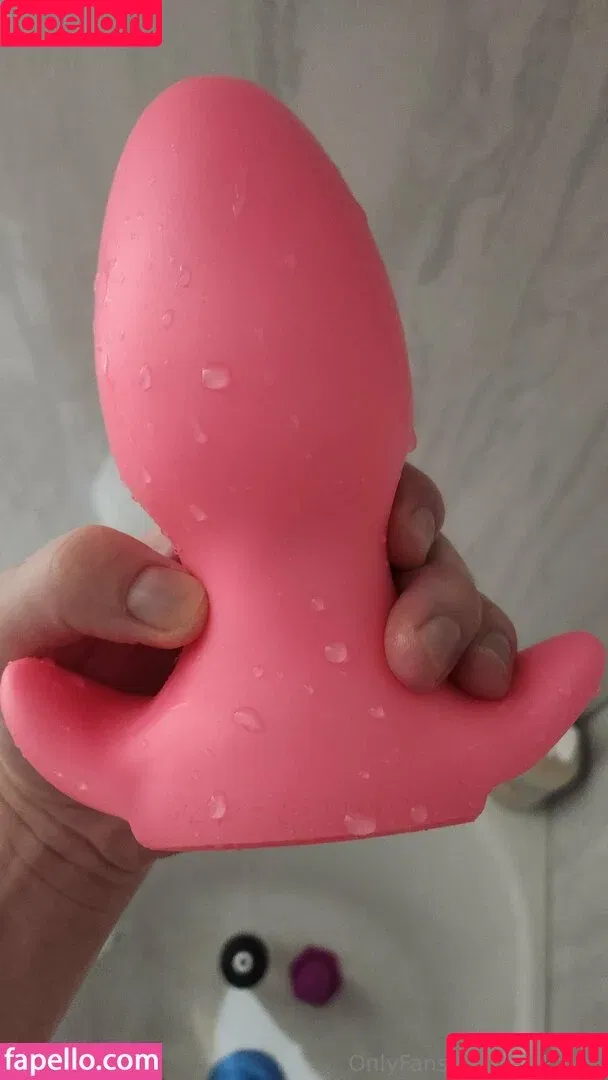 alycattt / alykat-ts Onlyfans Photo Gallery 