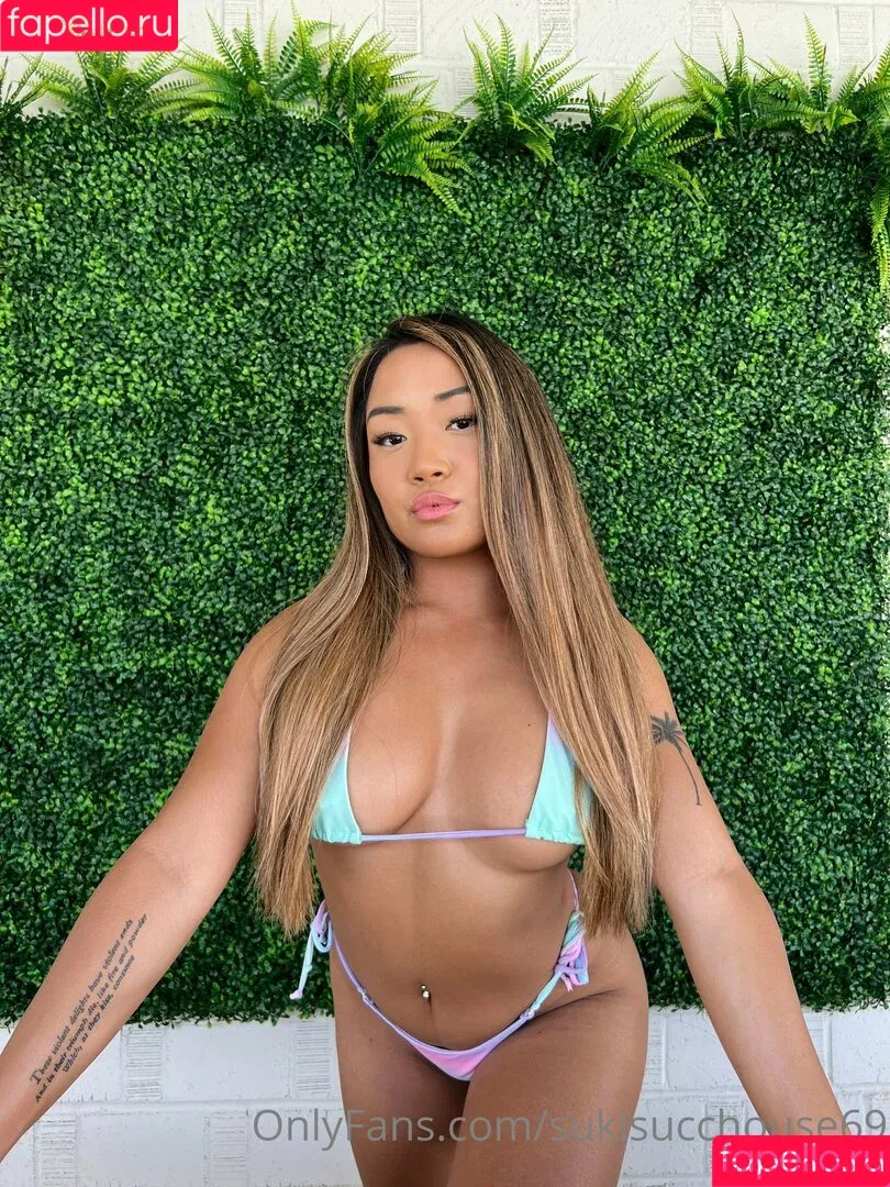 Sukisucchouse69 / dionnegabrielle / sukisucc Onlyfans Photo Gallery 