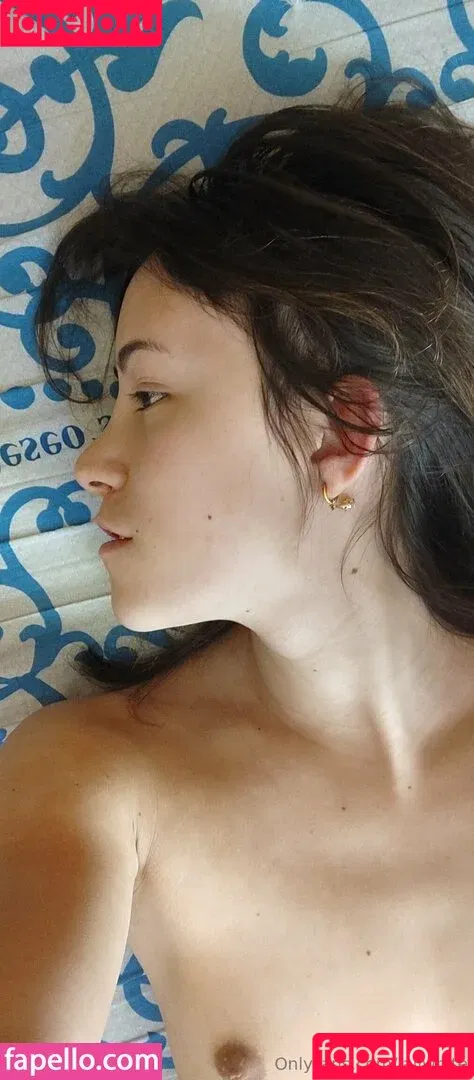 laliwhite Onlyfans Photo Gallery 