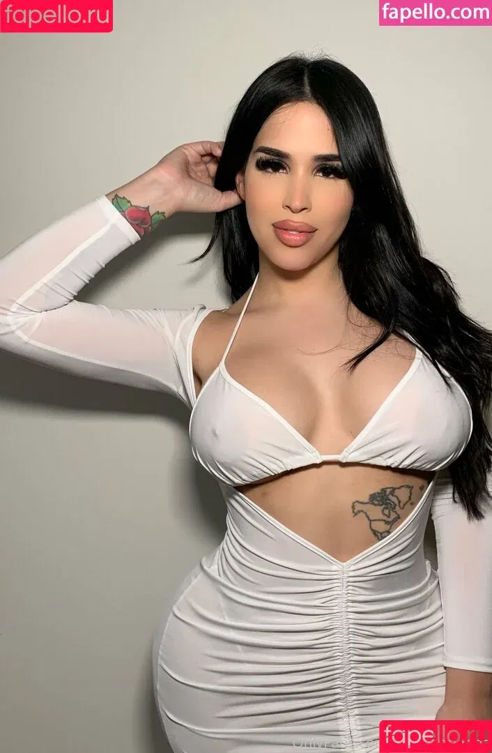 italiaarianna__ / tsitaliaarianna Onlyfans Photo Gallery 