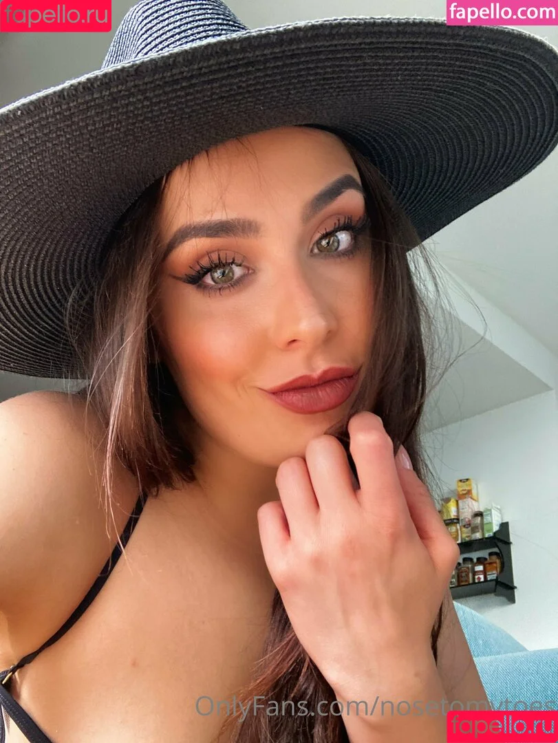 _prettypothead_ / bluntbarbie / itsleostar Onlyfans Photo Gallery 