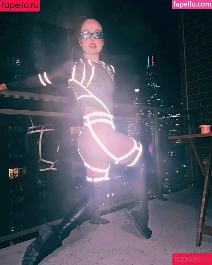 _prettypothead_ / bluntbarbie / itsleostar Onlyfans Photo Gallery 