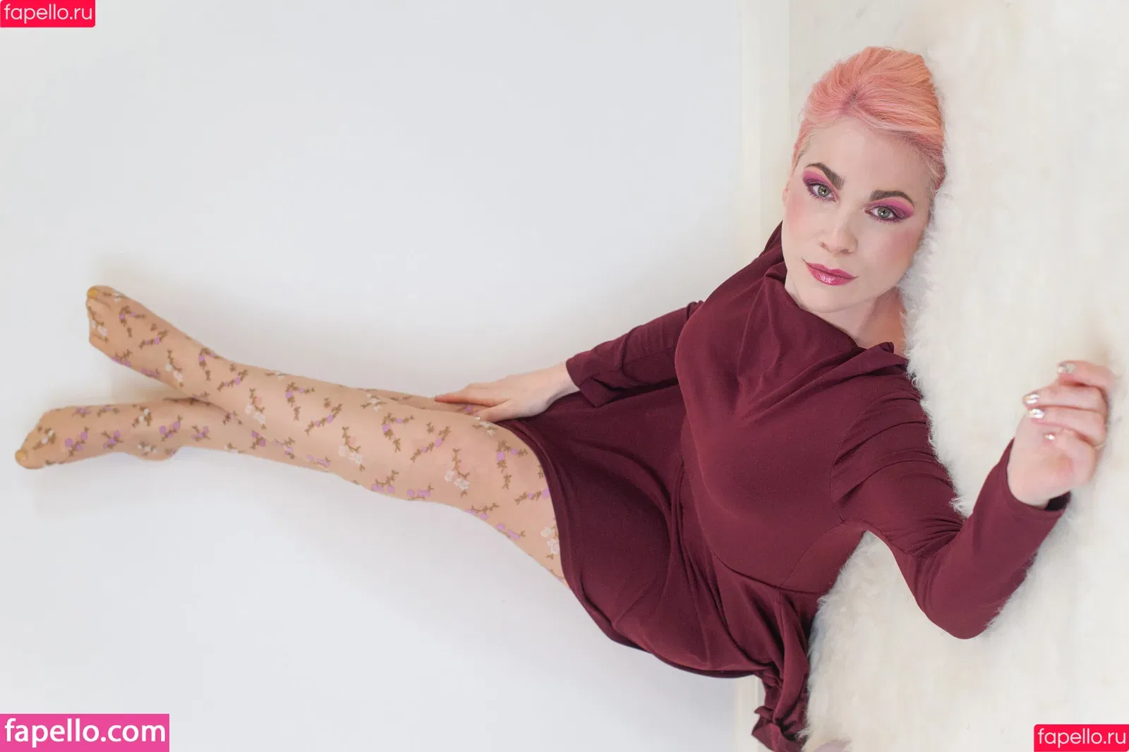 bombchel / shopbombchel Onlyfans Photo Gallery 