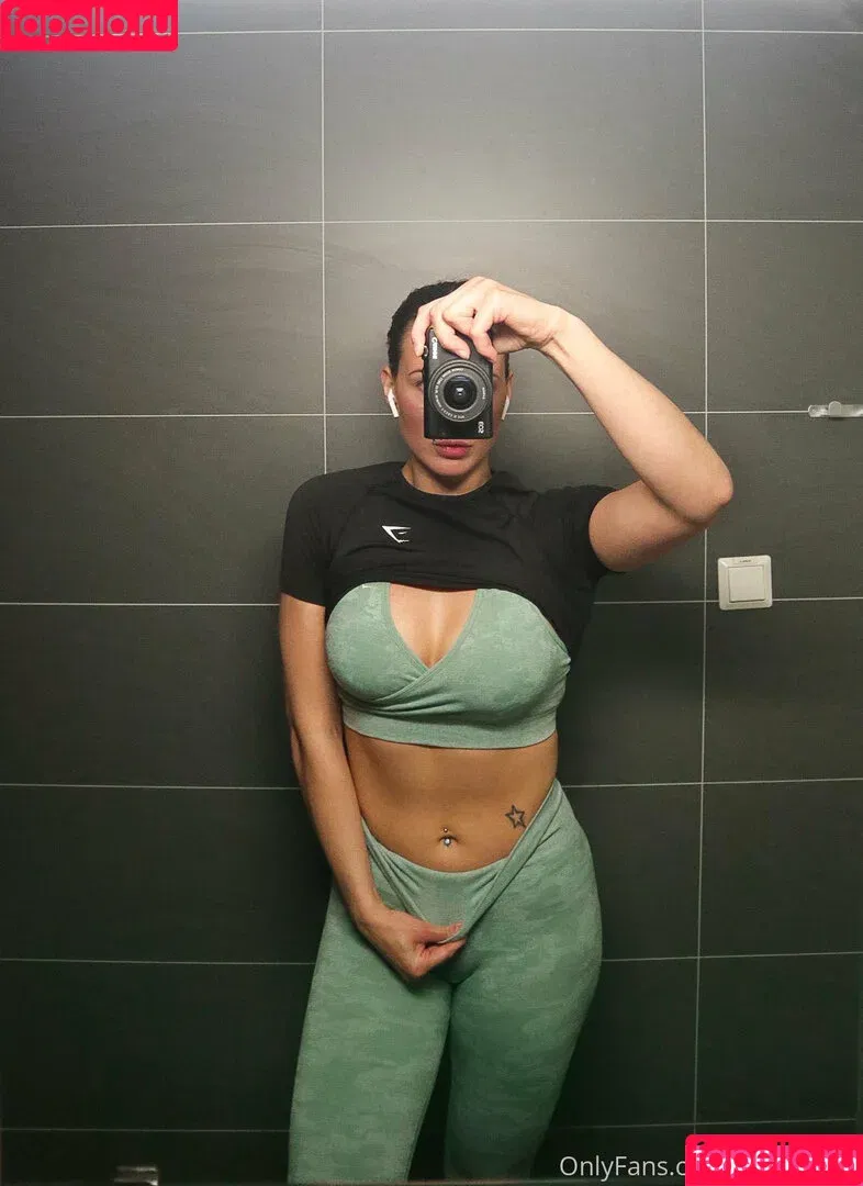 Kristinllind / kristinll Onlyfans Photo Gallery 