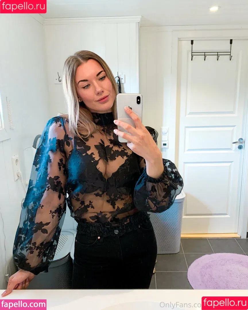 Kristinllind / kristinll Onlyfans Photo Gallery 