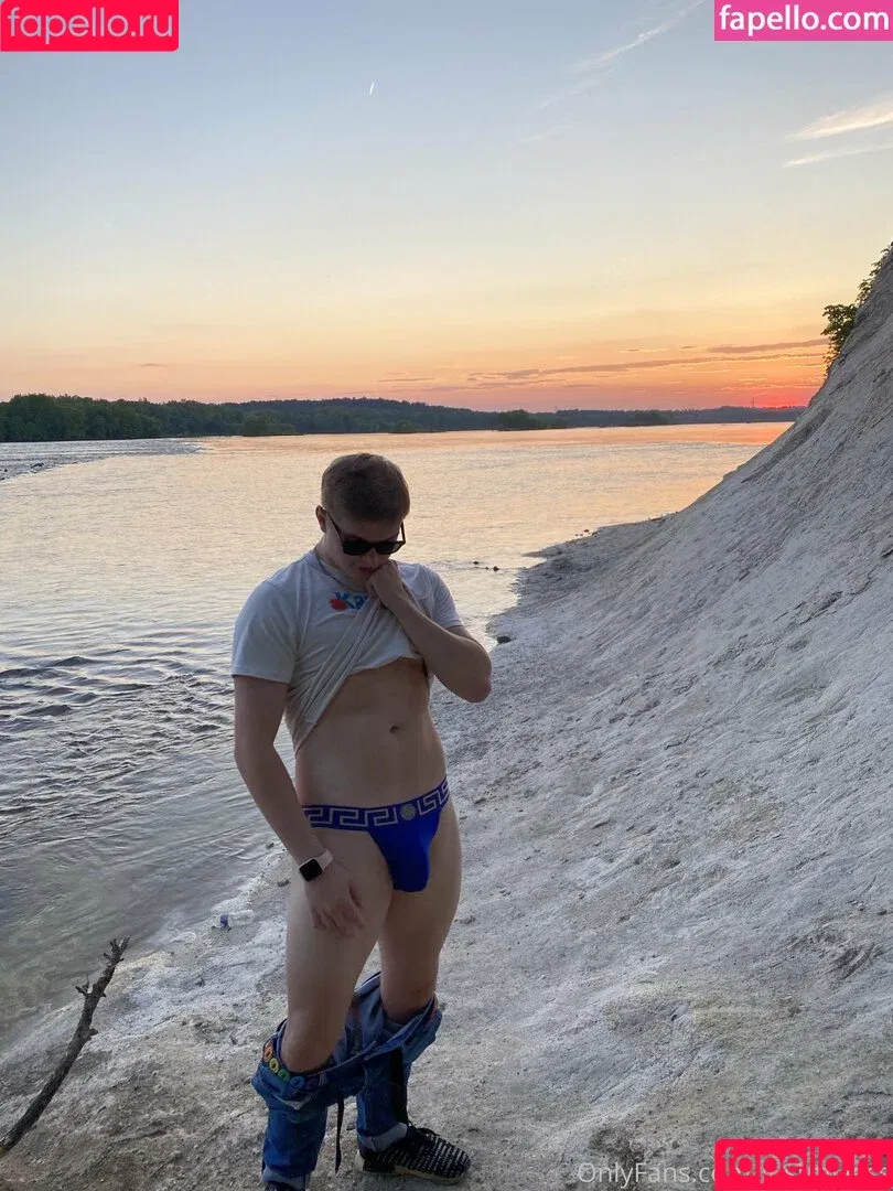 itsjustmyless / justmyless Onlyfans Photo Gallery 