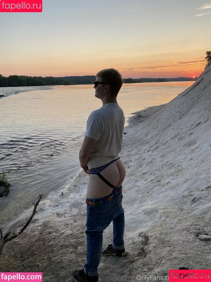 itsjustmyless / justmyless Onlyfans Photo Gallery 