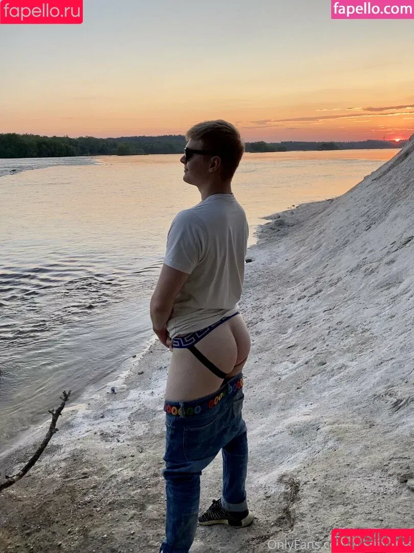 itsjustmyless / justmyless Onlyfans Photo Gallery 