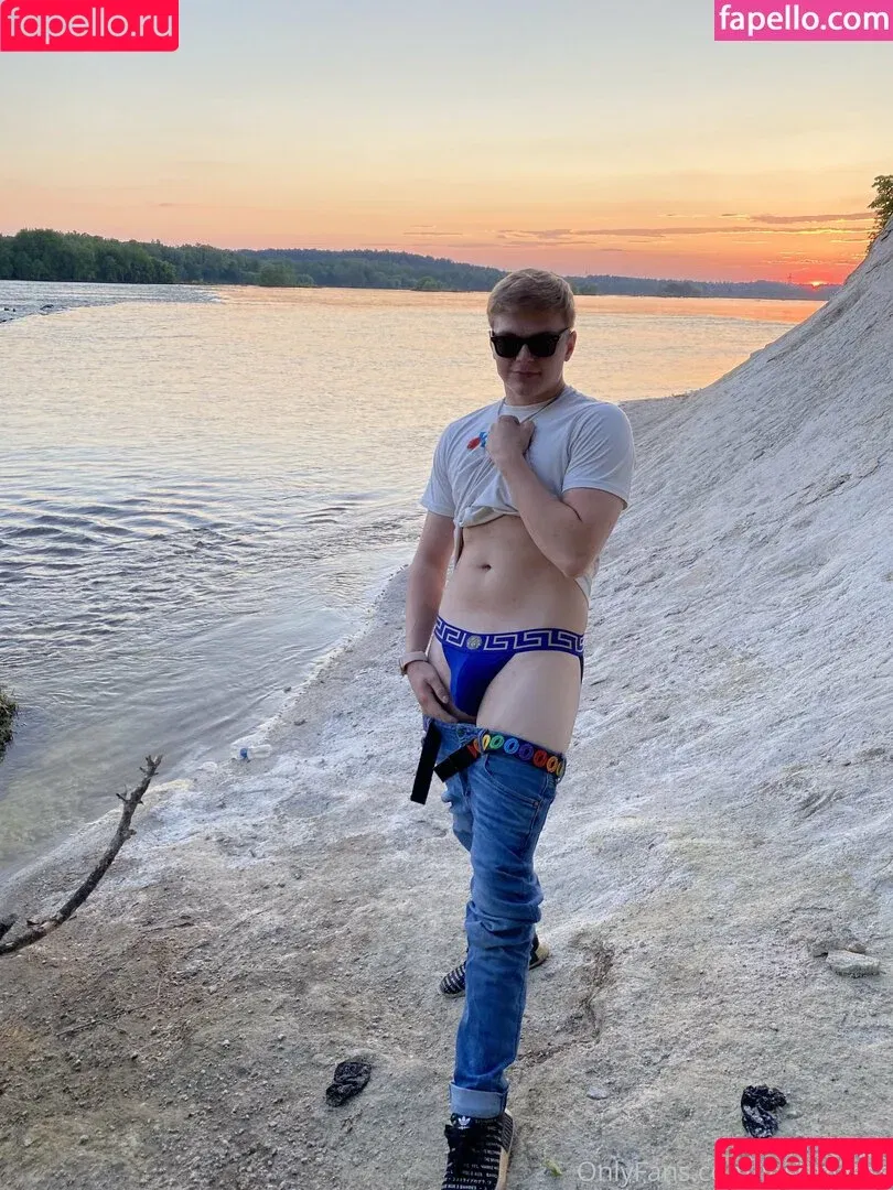 itsjustmyless / justmyless Onlyfans Photo Gallery 