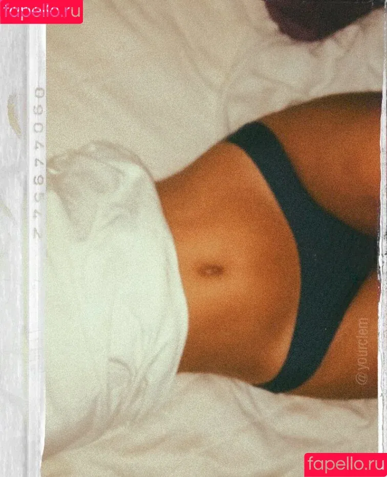 Clementine / clementinelea / yourclem Onlyfans Photo Gallery 