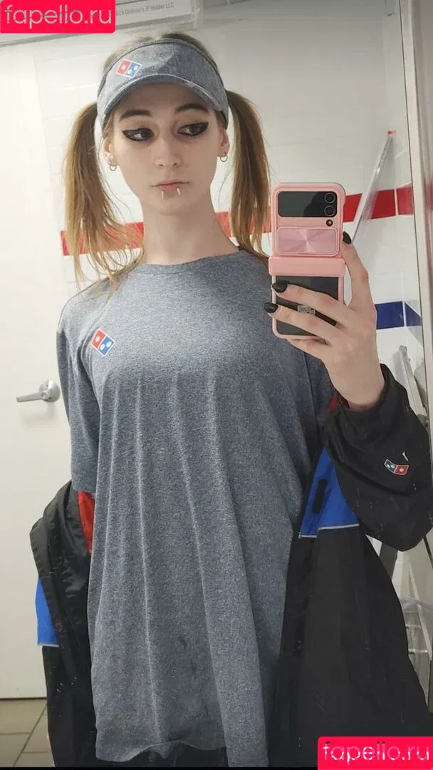 Clementine / clementinelea / yourclem Onlyfans Photo Gallery 