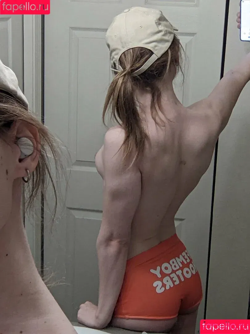 Clementine / clementinelea / yourclem Onlyfans Photo Gallery 