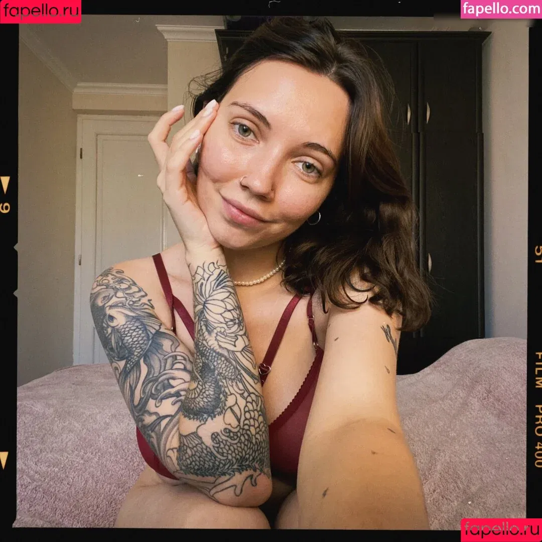 Lerahon / danielladan_ / danniela_dan / suicidegirls Onlyfans Photo Gallery 