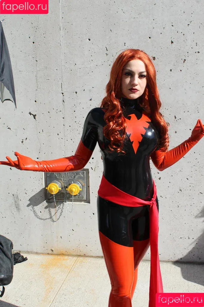 Zoe Volf / ZoeVolf / zoevolfcos Onlyfans Photo Gallery 