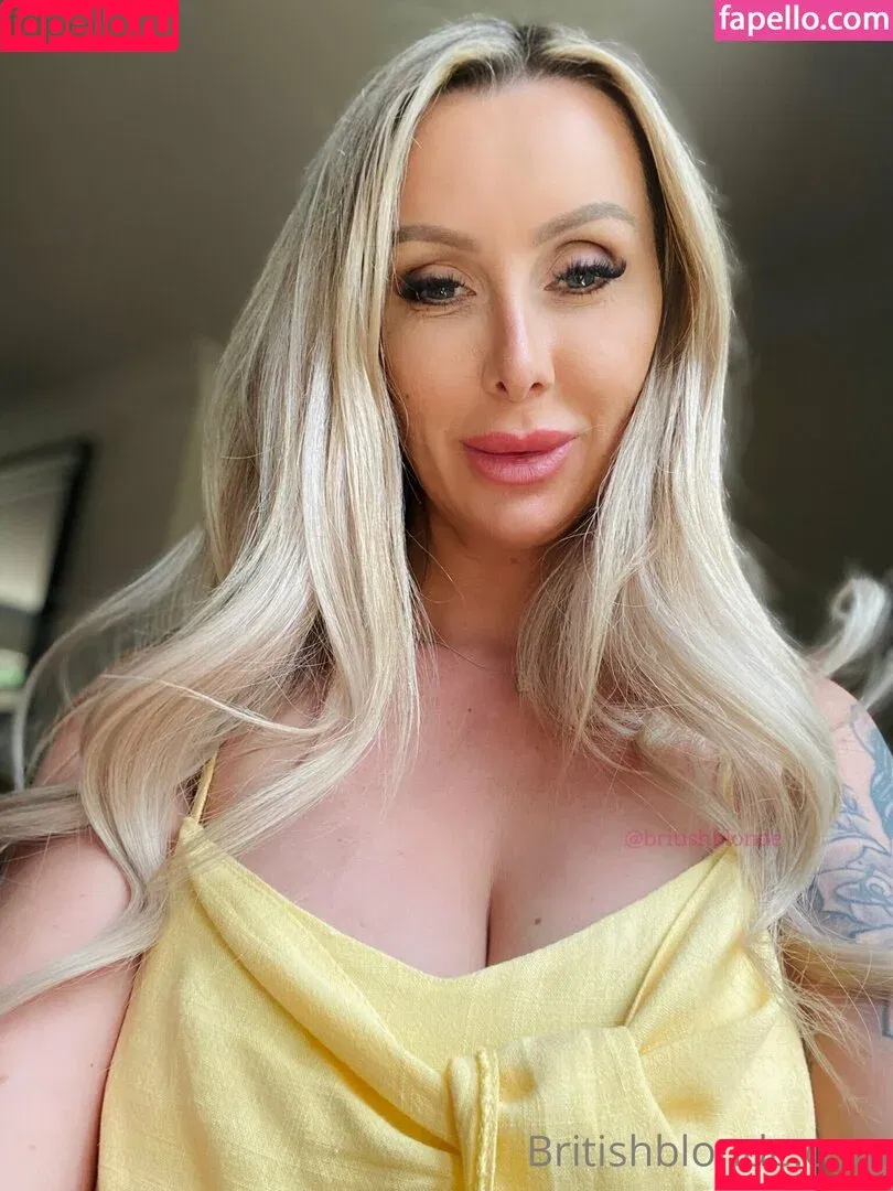 Ellie Jenkins / britishblonde Onlyfans Photo Gallery 