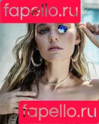 Jumanji / Madison Iseman / itsmsmadi / madisoniseman Onlyfans Photo Gallery 