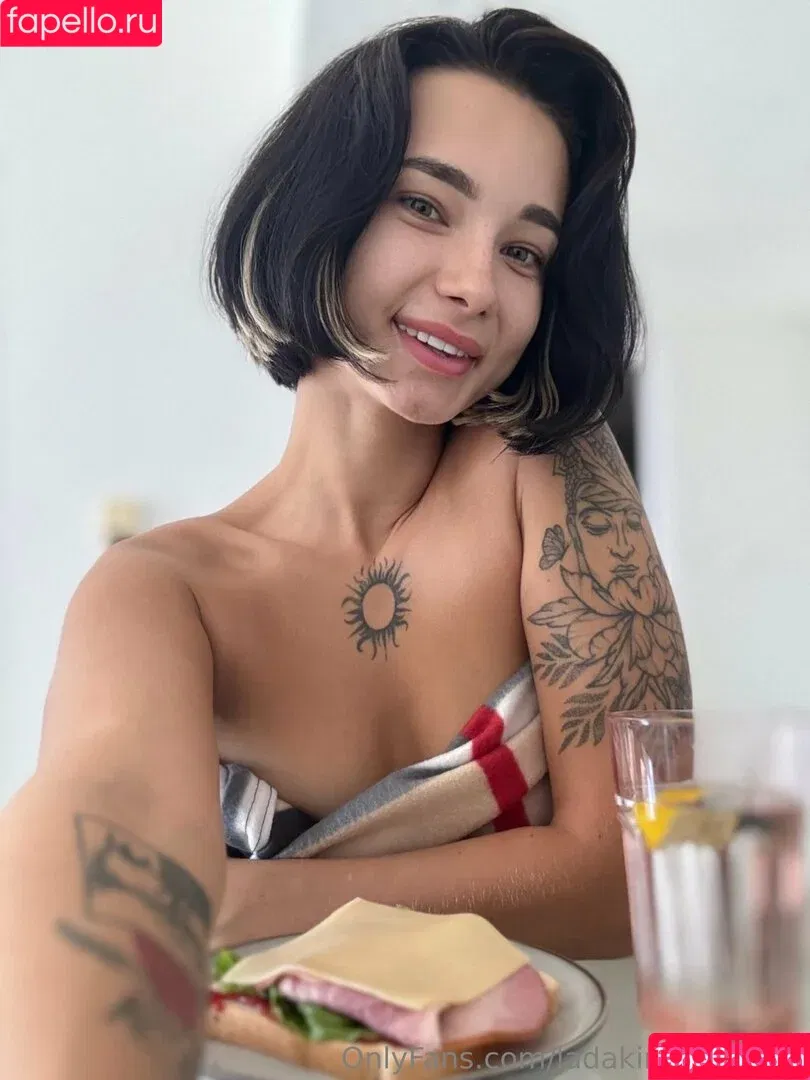 ladakinkykittyvip Onlyfans Photo Gallery 