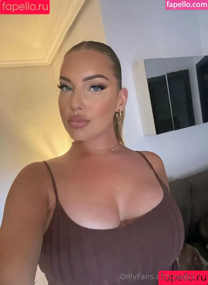 ninaahh / ninaahhvip Onlyfans Photo Gallery 