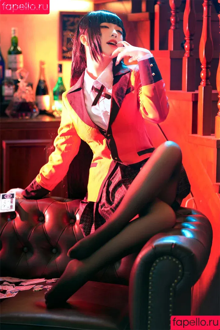 BANBANKO_ / Banbanko / 半半子 Onlyfans Photo Gallery 