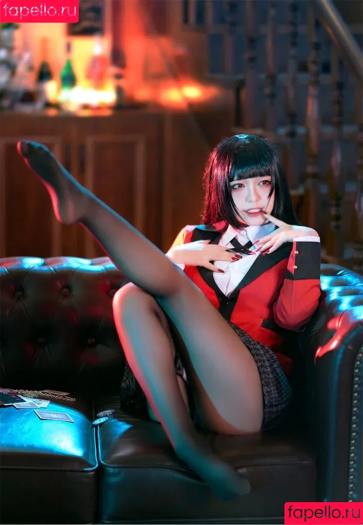 BANBANKO_ / Banbanko / 半半子 Onlyfans Photo Gallery 