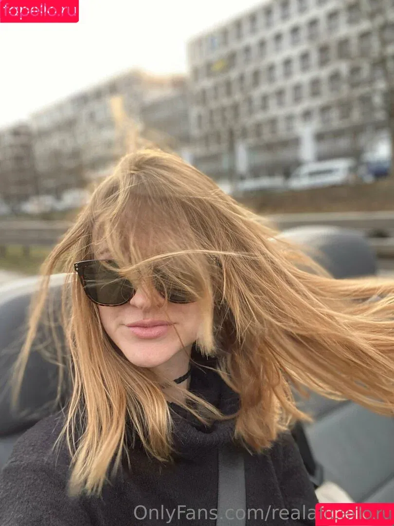 kirtigupta8522 / sweetheart_girl Onlyfans Photo Gallery 