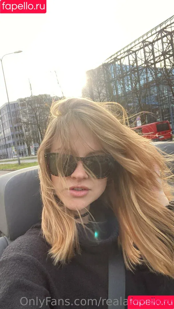 kirtigupta8522 / sweetheart_girl Onlyfans Photo Gallery 