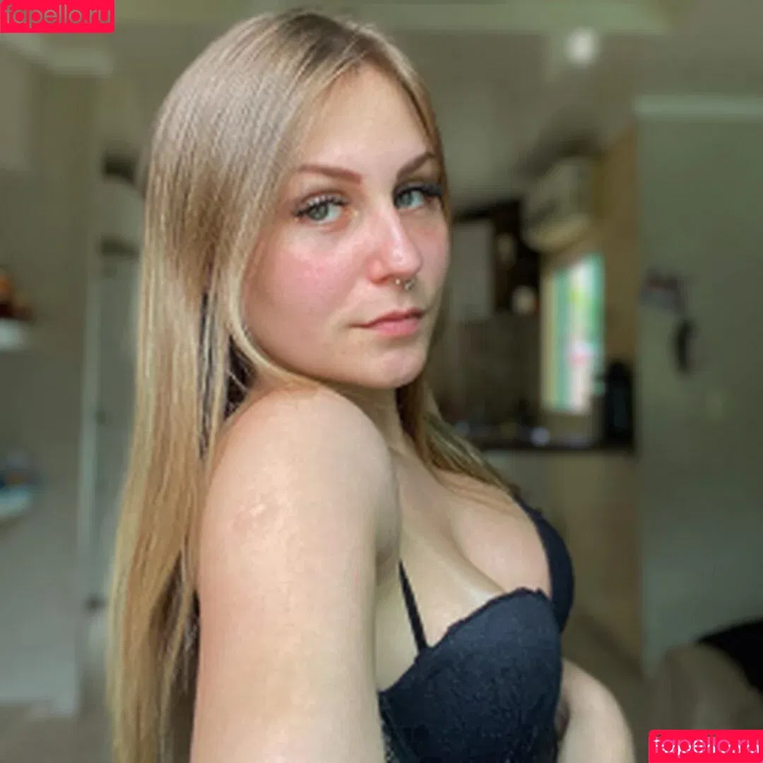 Sweet Bb / badtastebb / sweetbbluv Onlyfans Photo Gallery 