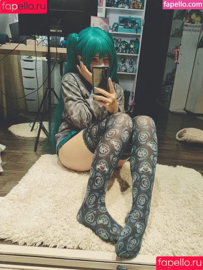 Saya Scarlet / SayaScarlet01 / saya_scarlet / sayascarlet Onlyfans Photo Gallery 