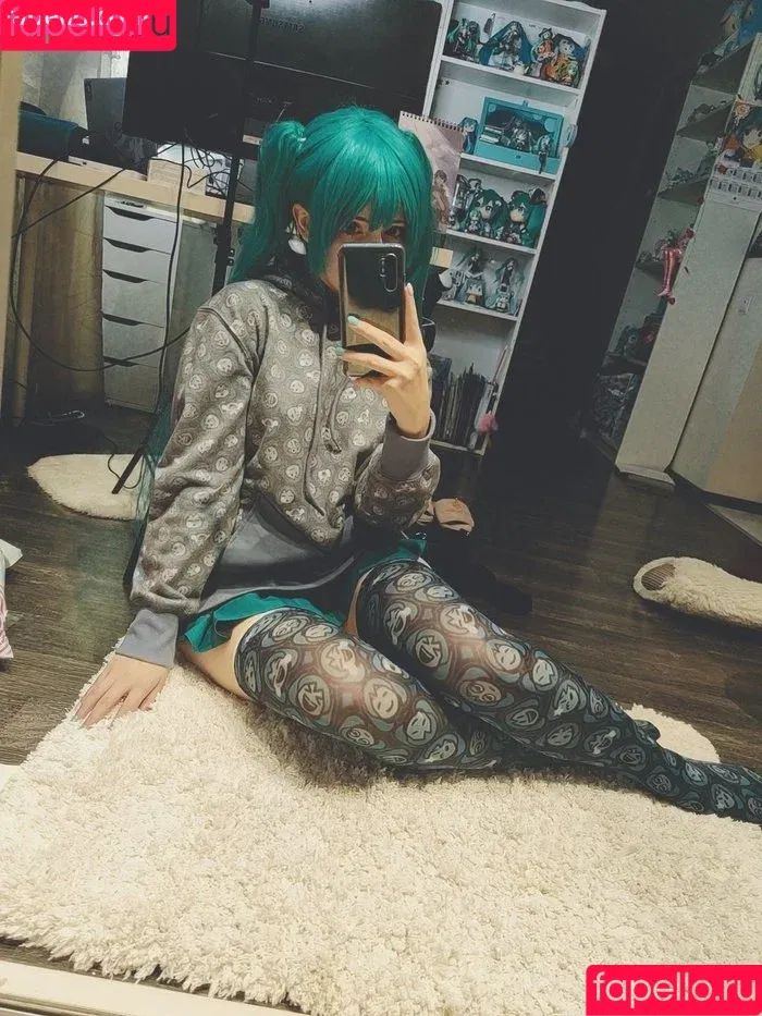 Saya Scarlet / SayaScarlet01 / saya_scarlet / sayascarlet Onlyfans Photo Gallery 