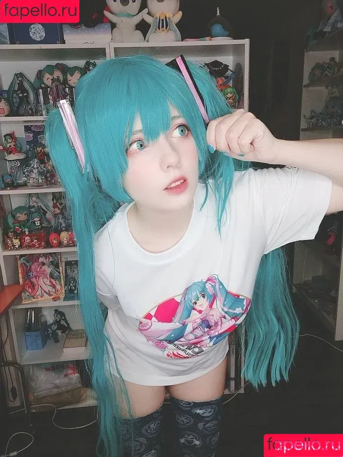 Saya Scarlet / SayaScarlet01 / saya_scarlet / sayascarlet Onlyfans Photo Gallery 