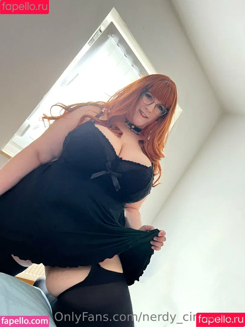 Nerdy Cinnamon / curvy_cinnamon / nerdy_cinnamon Onlyfans Photo Gallery 