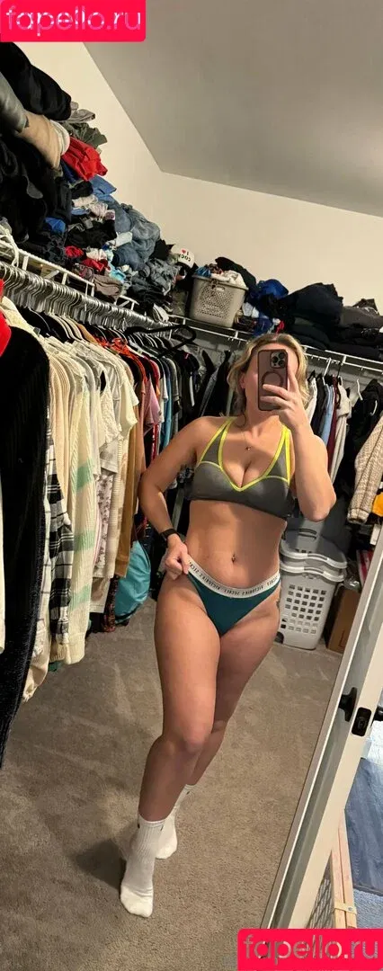 BratttyB Onlyfans Photo Gallery 