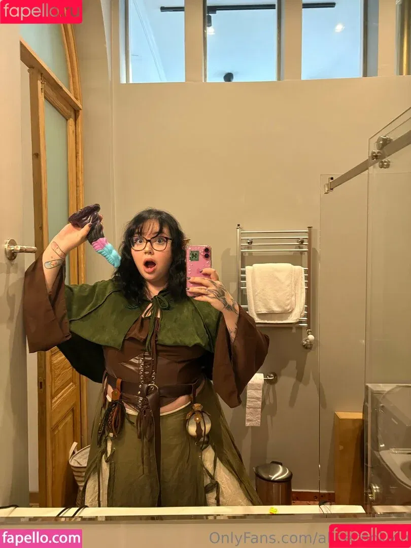 alice.cookiee / alicecookvip Onlyfans Photo Gallery 