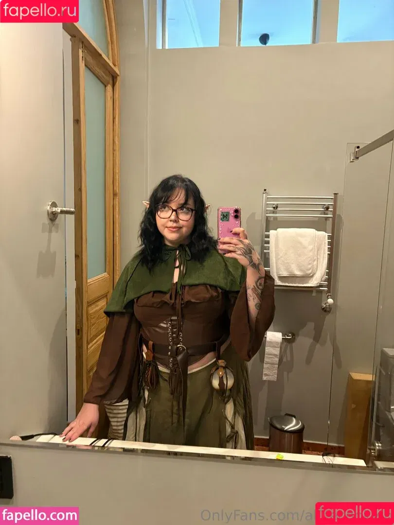 alice.cookiee / alicecookvip Onlyfans Photo Gallery 