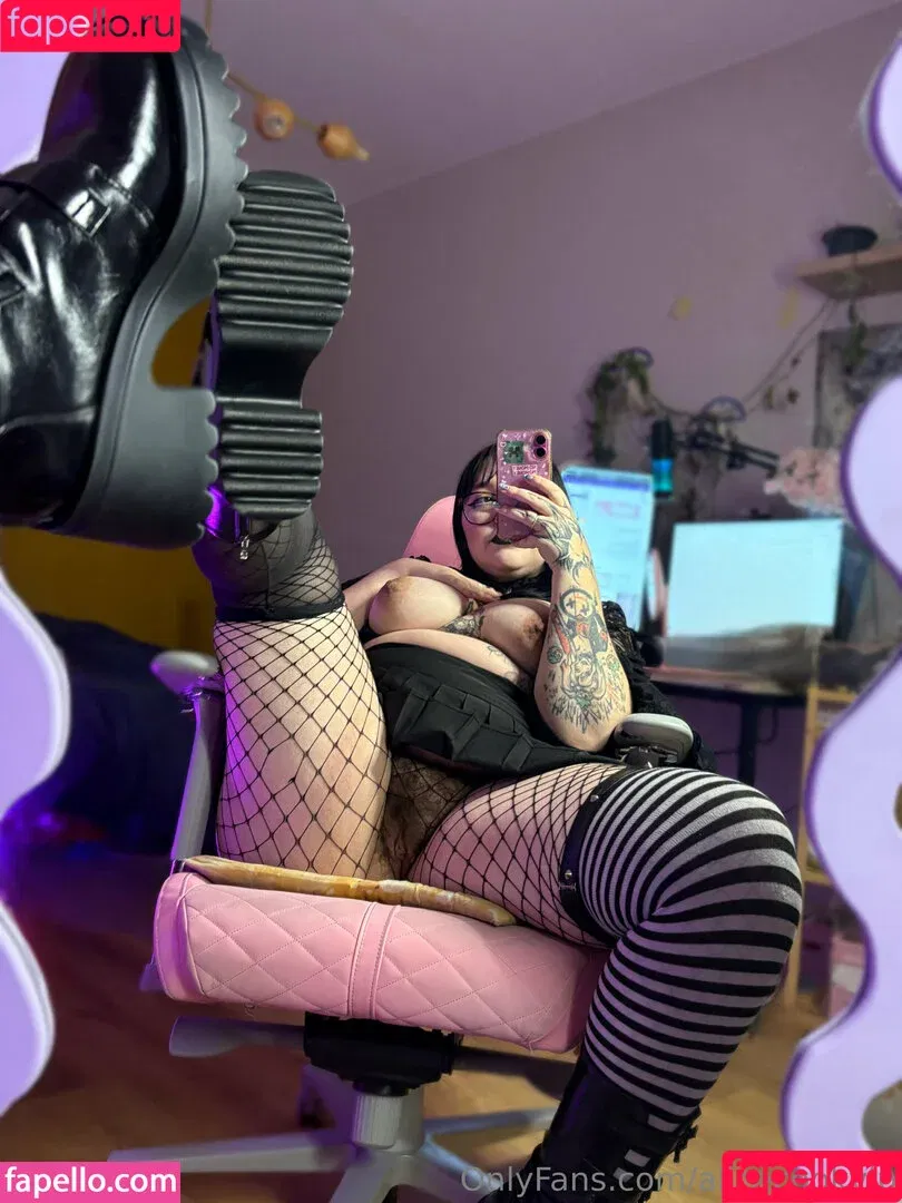 alice.cookiee / alicecookvip Onlyfans Photo Gallery 