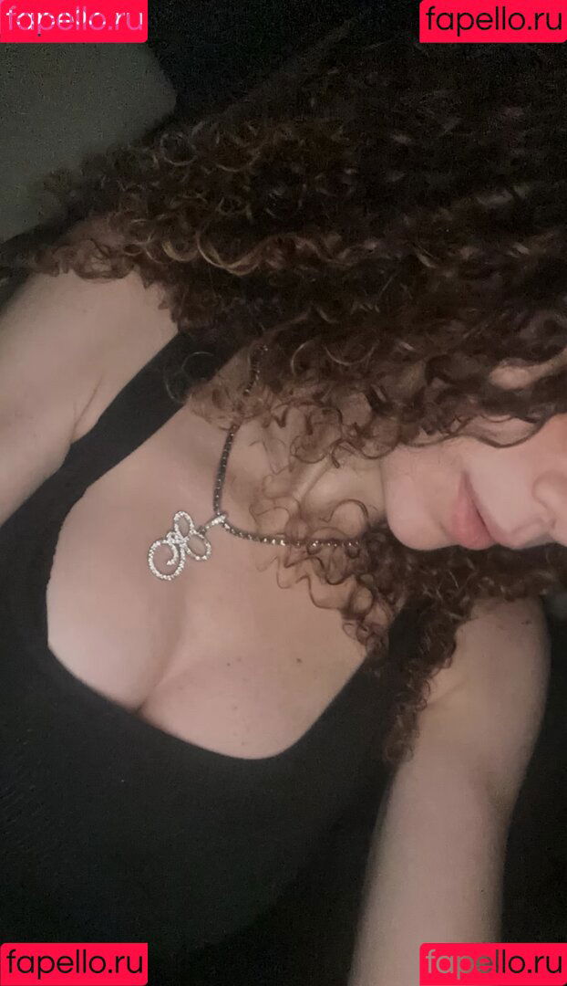 Eden Ayalon Onlyfans Photo Gallery 