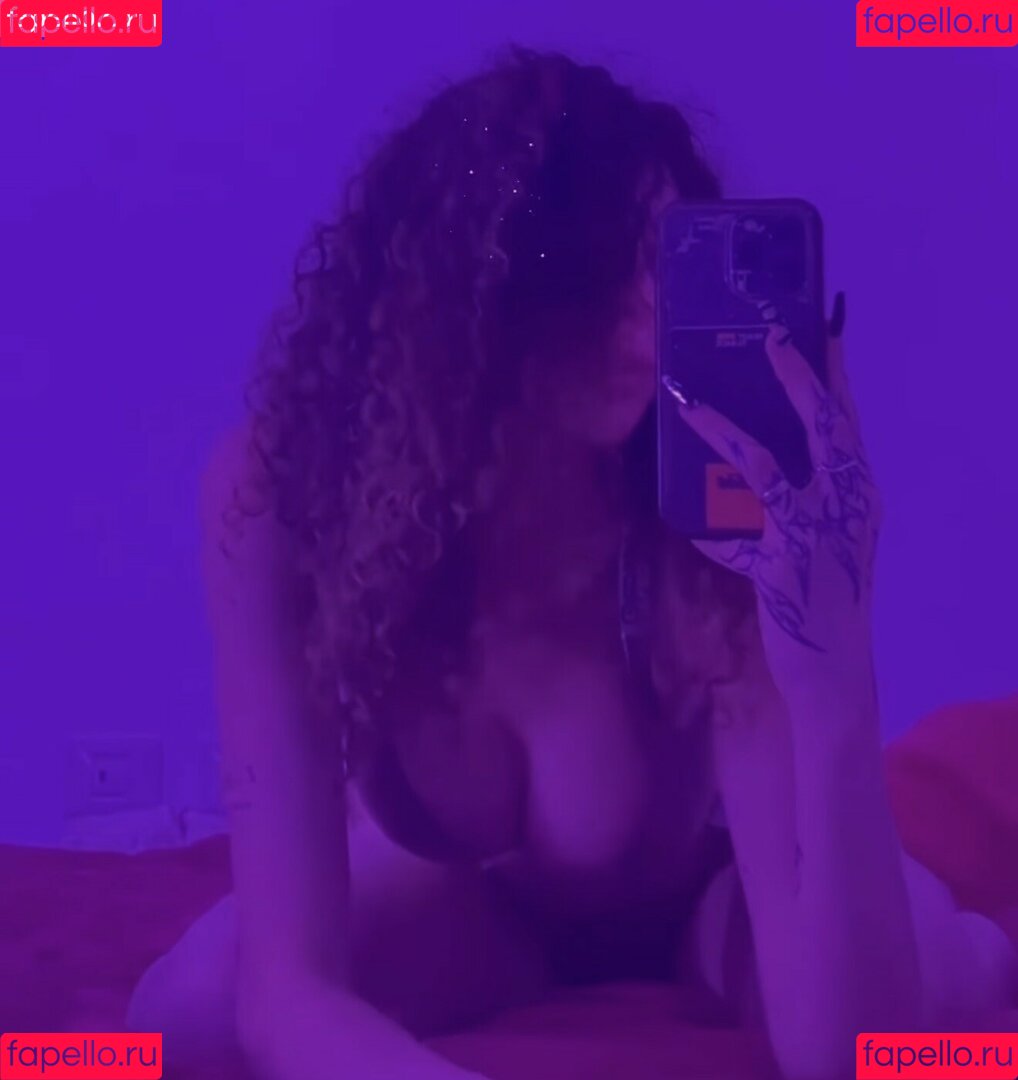 Eden Ayalon Onlyfans Photo Gallery 