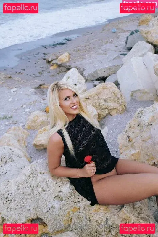 Sophie Onlyfans Photo Gallery 