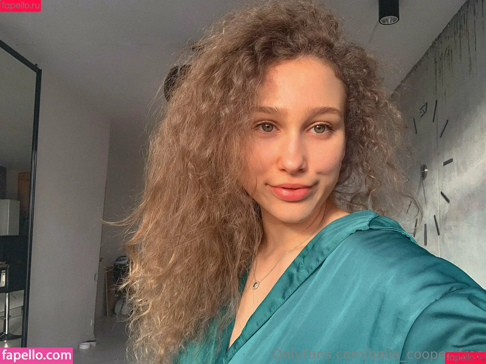 bella_cooper_free / freerangefemale Onlyfans Photo Gallery 