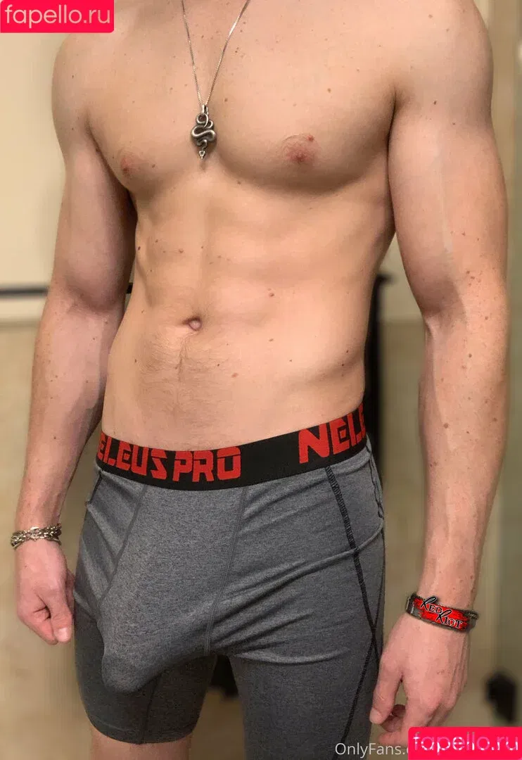 redriotfree / redriotnsfw Onlyfans Photo Gallery 