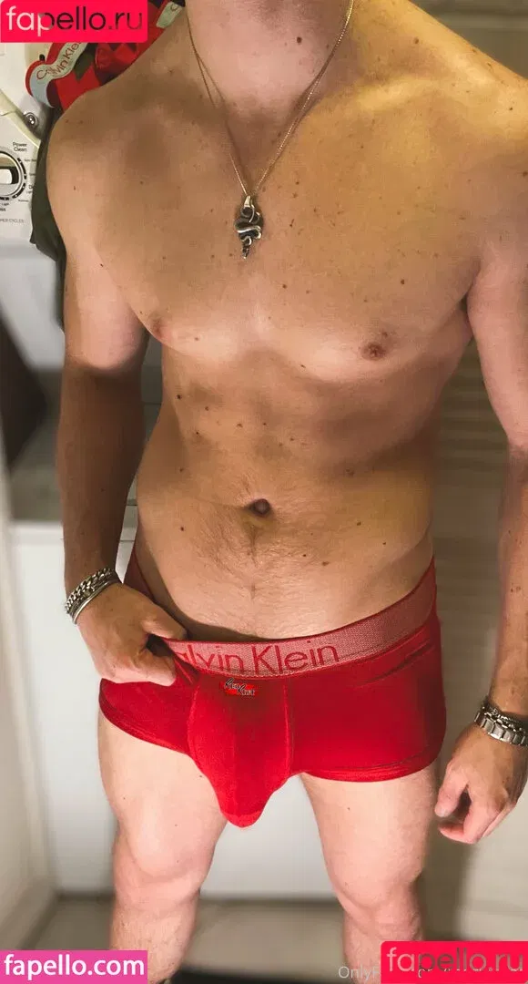 redriotfree / redriotnsfw Onlyfans Photo Gallery 