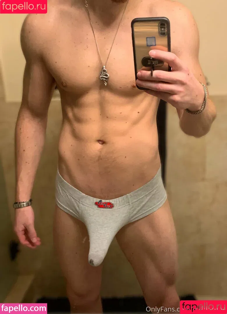 redriotfree / redriotnsfw Onlyfans Photo Gallery 