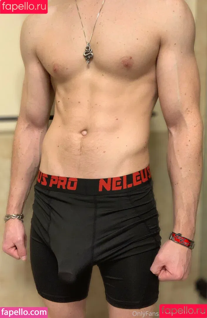 redriotfree / redriotnsfw Onlyfans Photo Gallery 